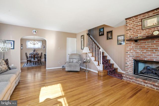 1035 POPLAR ST, Lansdale, PA 19446