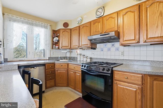 1035 POPLAR ST, Lansdale, PA 19446