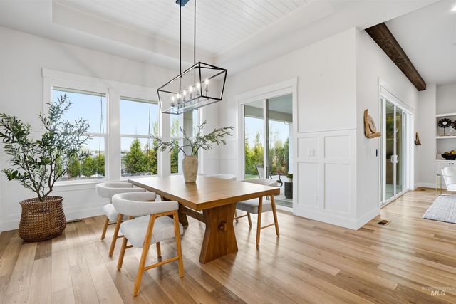 6299 W Biathlon St, Eagle, ID 83616