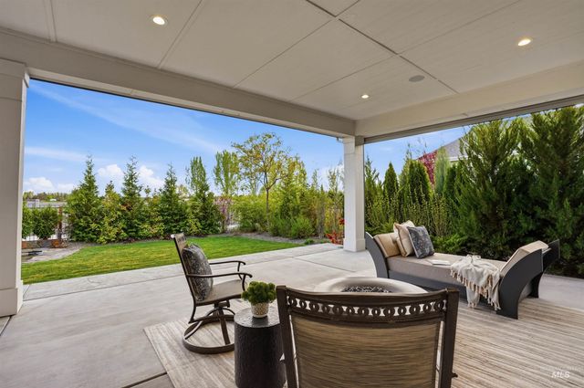 6299 W Biathlon St, Eagle, ID 83616