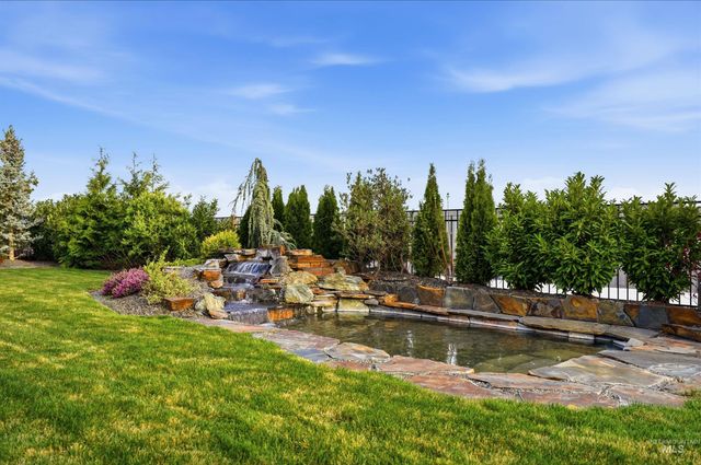 6299 W Biathlon St, Eagle, ID 83616