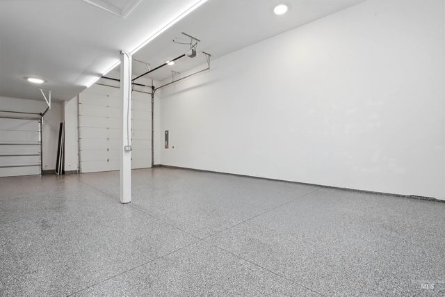 6299 W Biathlon St, Eagle, ID 83616