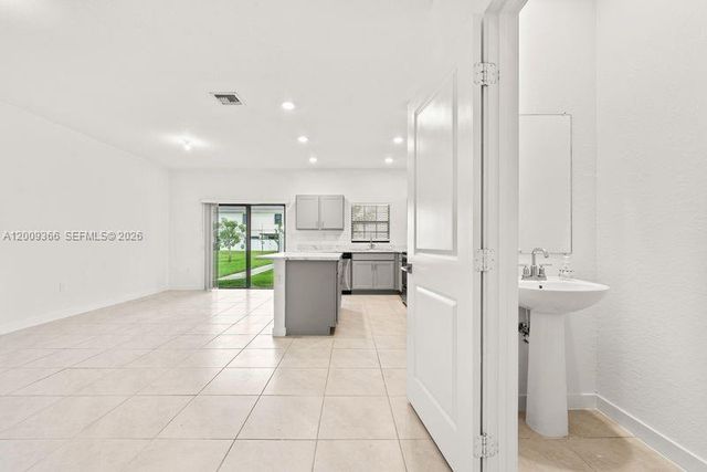 1167 SW 7th Ct, Florida City, FL 33034