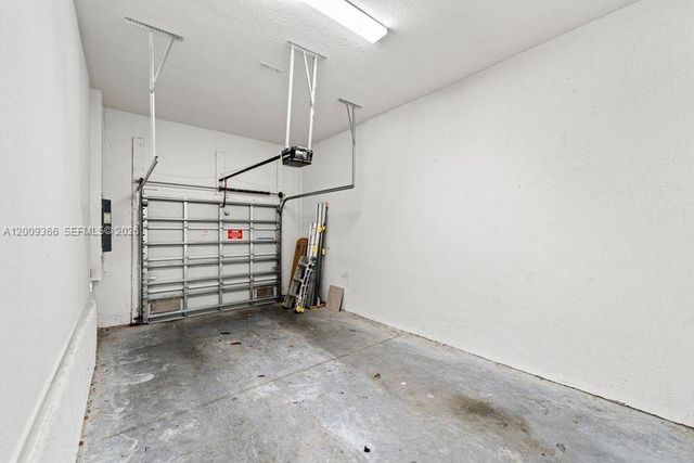 1167 SW 7th Ct, Florida City, FL 33034