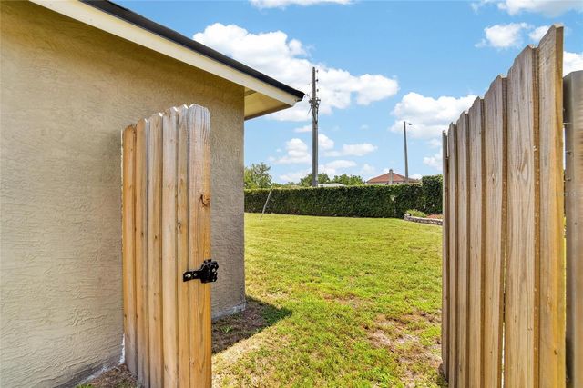 1434 HATCHER LOOP DRIVE, Brandon, FL 33511