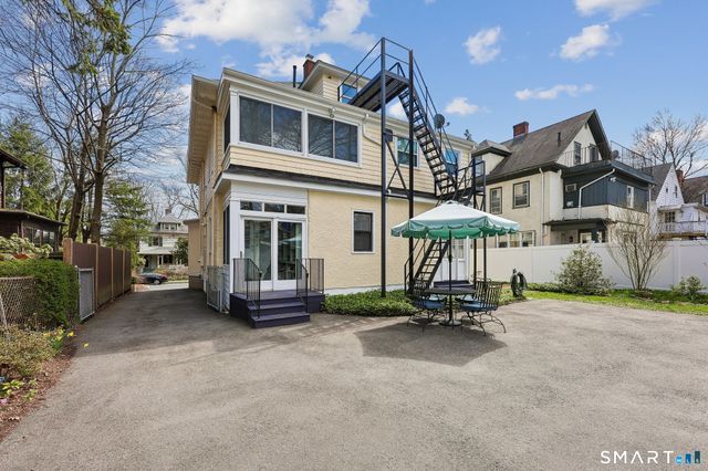 223 Oxford Street, Hartford, CT 06105