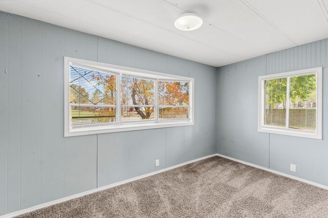 906 E Hanson Street, Cleveland, TX 77327