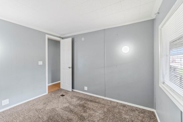 906 E Hanson Street, Cleveland, TX 77327