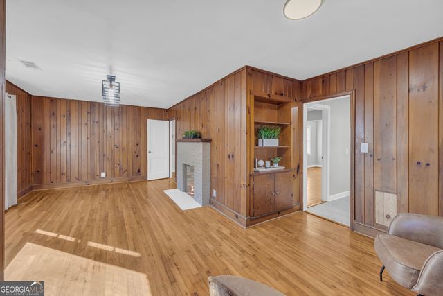 76 Campbell Drive, Hartwell, GA 30643