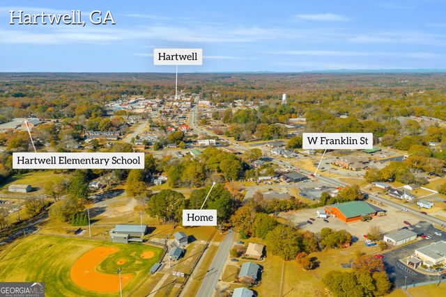 76 Campbell Drive, Hartwell, GA 30643