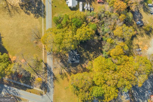 76 Campbell Drive, Hartwell, GA 30643