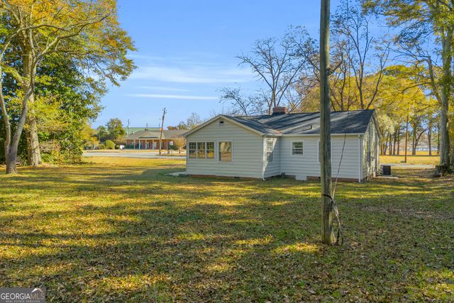 76 Campbell Drive, Hartwell, GA 30643