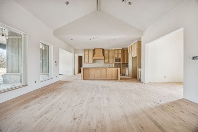 105 Desperado Way, Weatherford, TX 76088