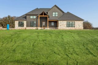 105 Desperado Way, Weatherford, TX 76088