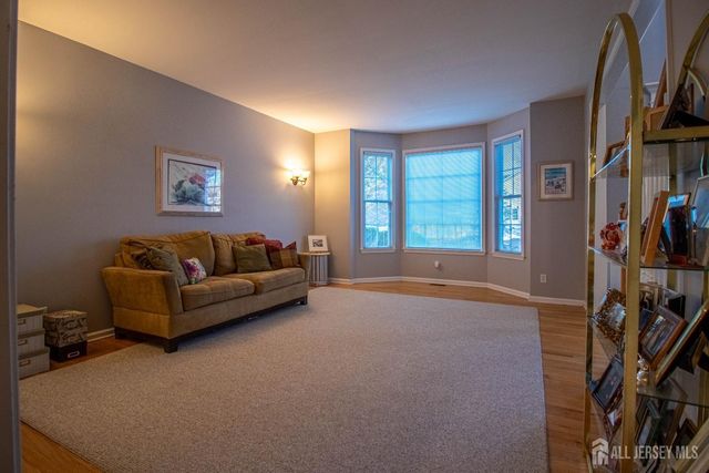 34 Equestrian Way, Monroe, NJ 08831