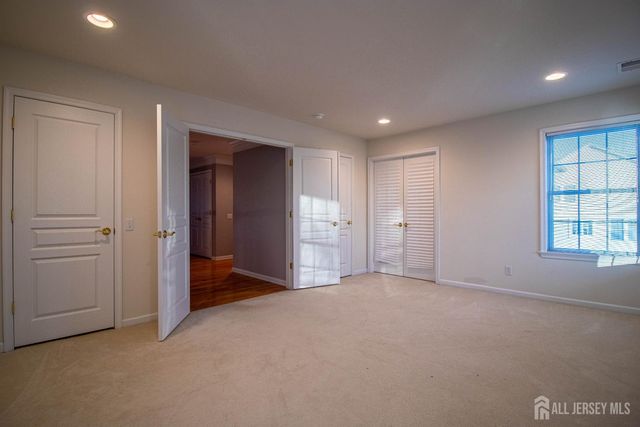 34 Equestrian Way, Monroe, NJ 08831