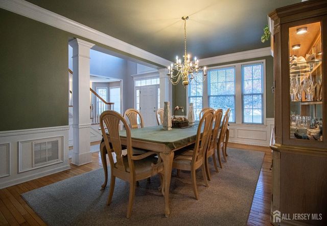 34 Equestrian Way, Monroe, NJ 08831