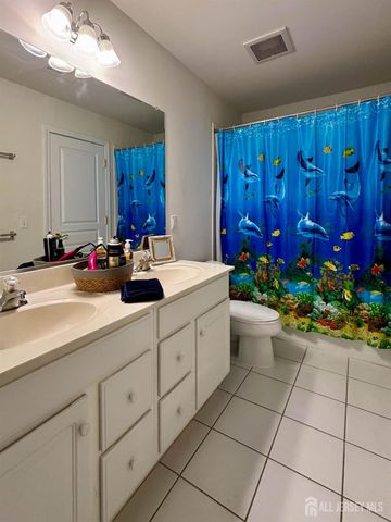 34 Equestrian Way, Monroe, NJ 08831