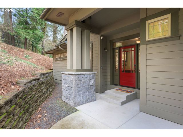 1862 E 43RD Ave, Eugene, OR 97405