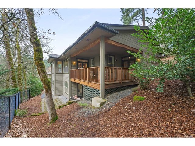 1862 E 43RD Ave, Eugene, OR 97405