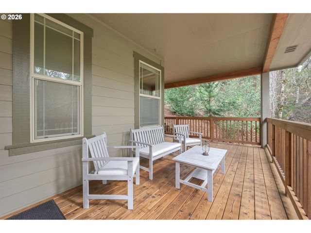 1862 E 43RD Ave, Eugene, OR 97405