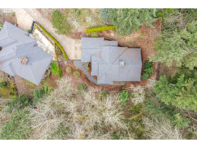 1862 E 43RD Ave, Eugene, OR 97405