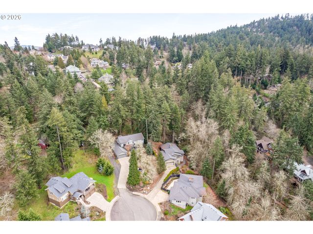 1862 E 43RD Ave, Eugene, OR 97405