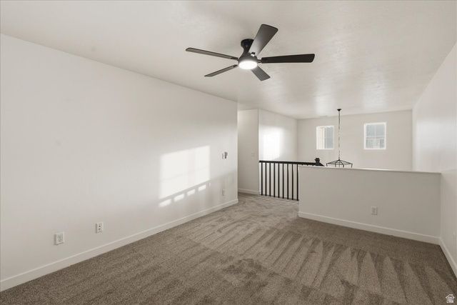 917 W STONEHAVEN DR, North Salt Lake, UT 84054