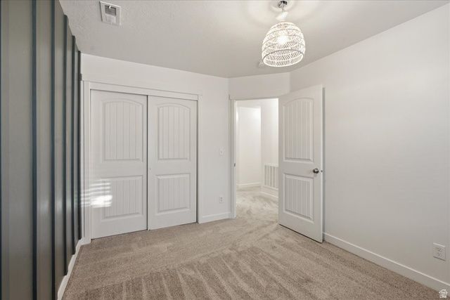917 W STONEHAVEN DR, North Salt Lake, UT 84054