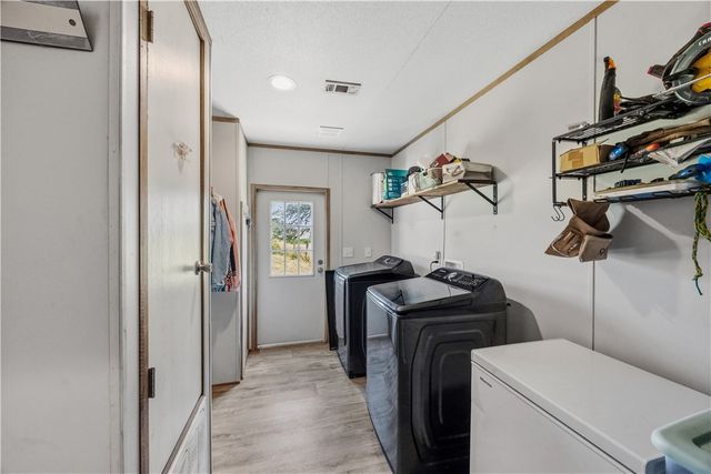 490 Hernandez Road, Poteet, TX 78065
