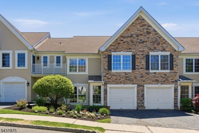 69 Magnolia Way, North Haledon Boro, NJ 07508