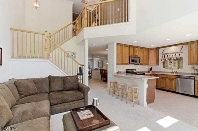 69 Magnolia Way, North Haledon Boro, NJ 07508