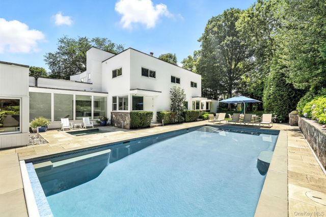 91 Chestnut Hill Lane, Briarcliff Manor, NY 10510