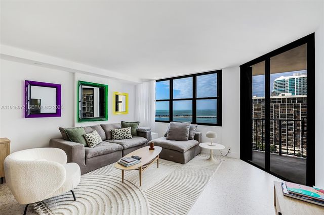 1865 Brickell Ave A1911, Miami, FL 33129