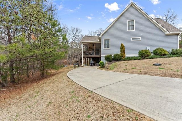 232 Happy Trails Way, Jasper, GA 30143