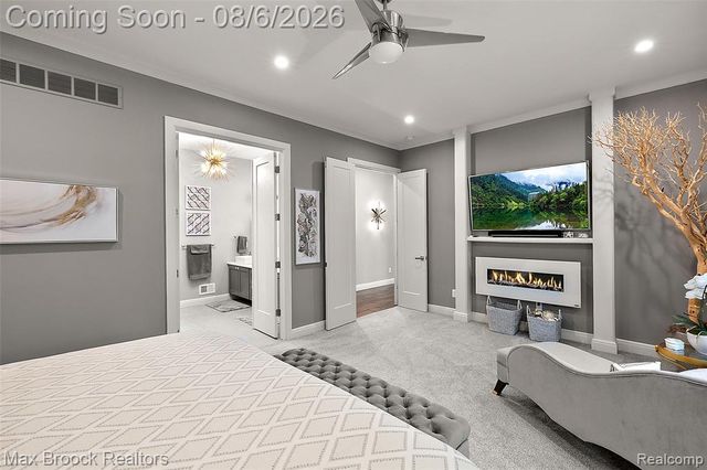 2253 Lone Pine Road, West Bloomfield, MI 48323