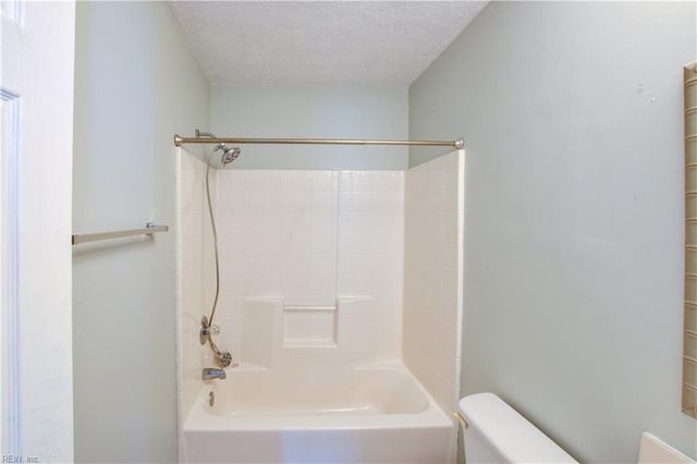 144 Lane CRES, Smithfield, VA 23430