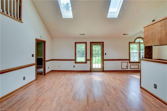 144 Lane CRES, Smithfield, VA 23430