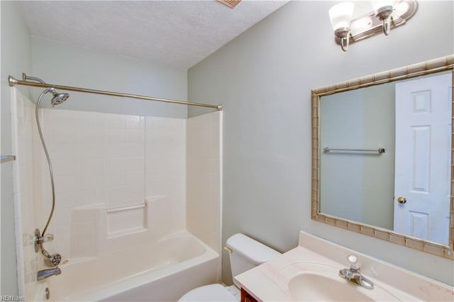 144 Lane CRES, Smithfield, VA 23430