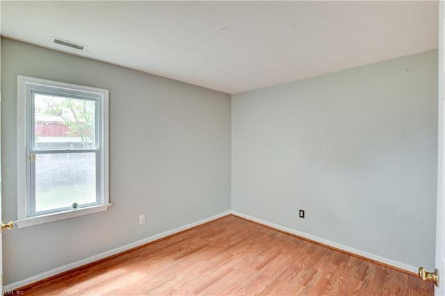144 Lane CRES, Smithfield, VA 23430