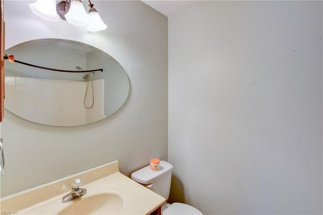 144 Lane CRES, Smithfield, VA 23430