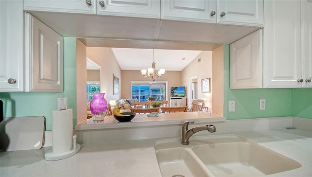 9630 CLUB SOUTH CIRCLE 6309, Sarasota, FL 34238