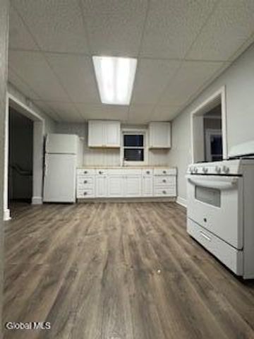 356 4th Avenue, Troy, NY 12182