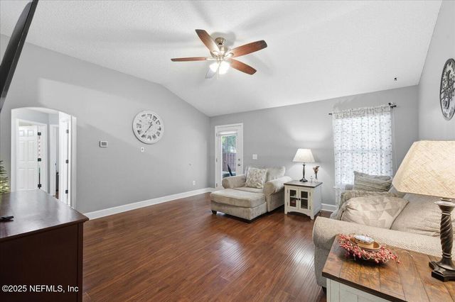 573 MISTY MORNING Court, Jacksonville, FL 32218