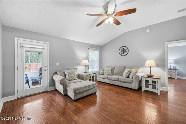 573 MISTY MORNING Court, Jacksonville, FL 32218