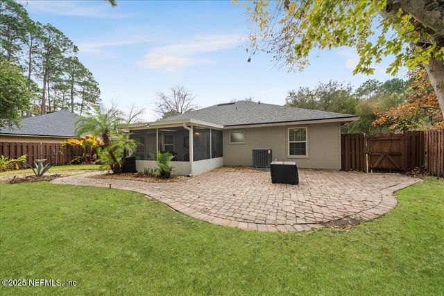 573 MISTY MORNING Court, Jacksonville, FL 32218