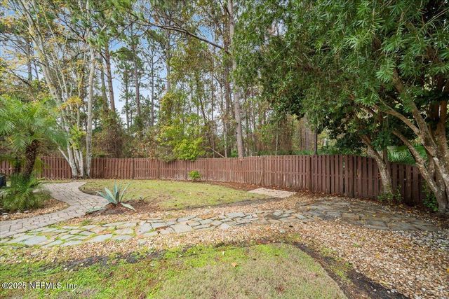 573 MISTY MORNING Court, Jacksonville, FL 32218