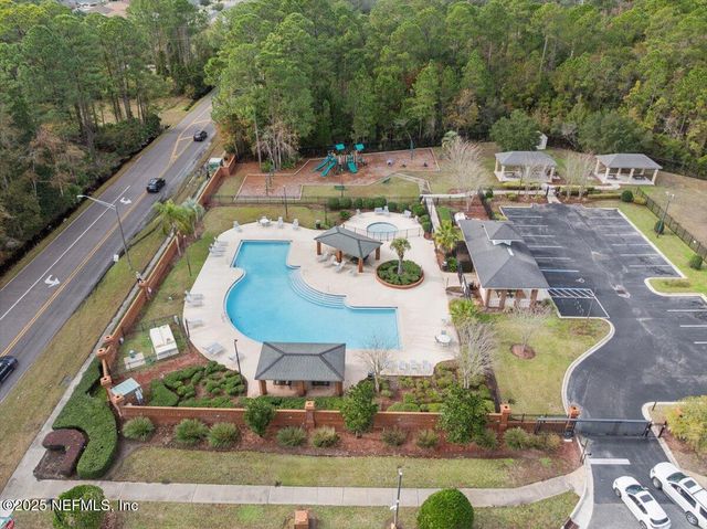573 MISTY MORNING Court, Jacksonville, FL 32218