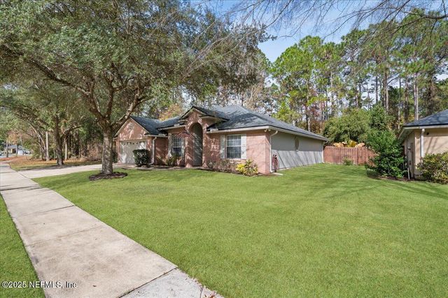 573 MISTY MORNING Court, Jacksonville, FL 32218