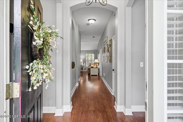 573 MISTY MORNING Court, Jacksonville, FL 32218